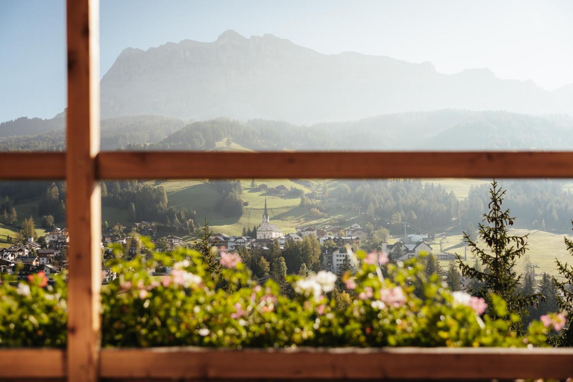 Hotel Melodia Del Bosco Badia Kültér fotó
