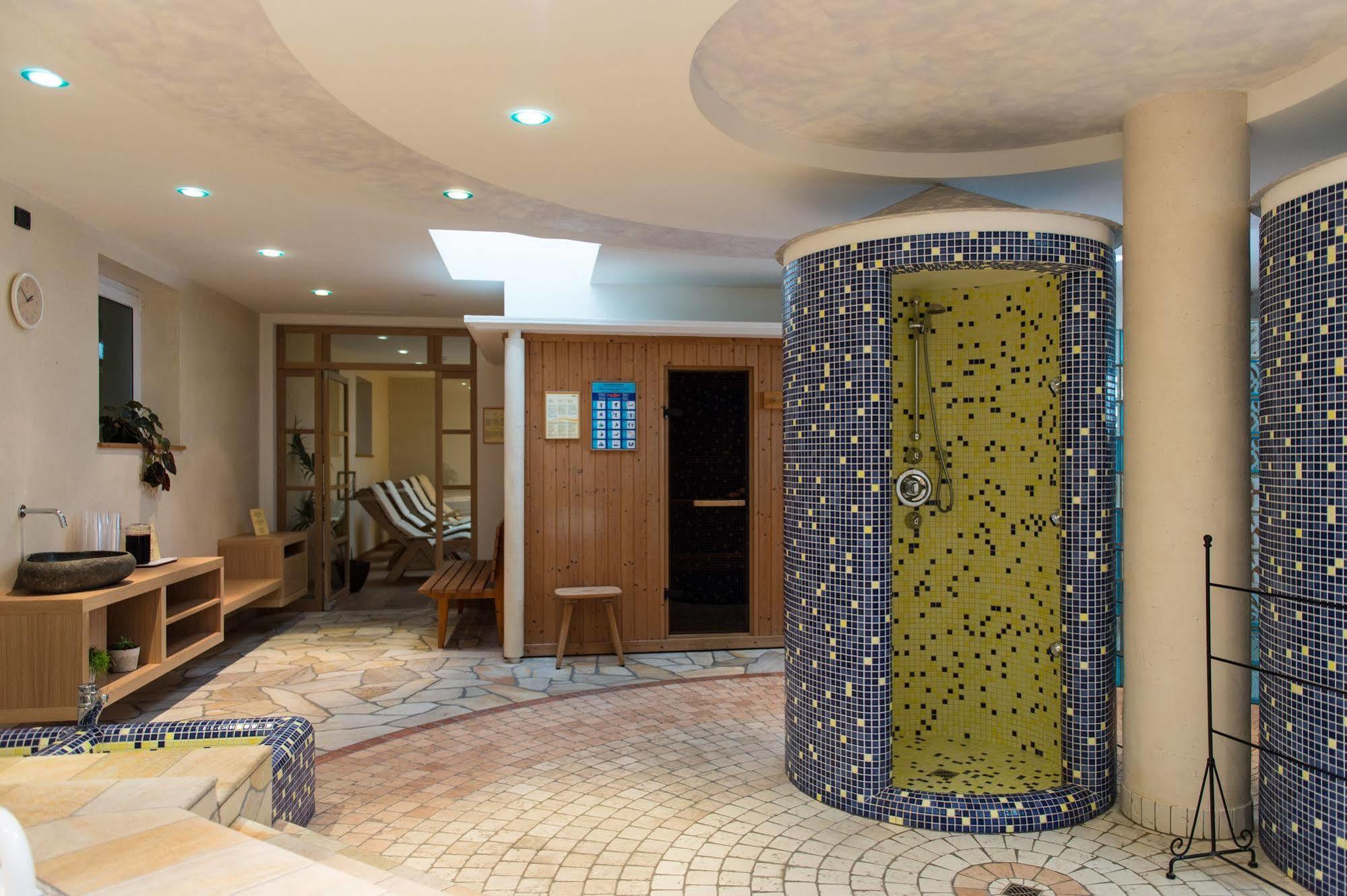 Hotel Melodia Del Bosco Badia Kültér fotó